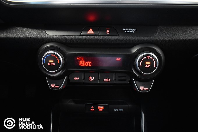 KIA Stonic 1.4 MPI 100 CV Style